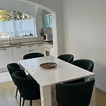 Apartman Marin *
